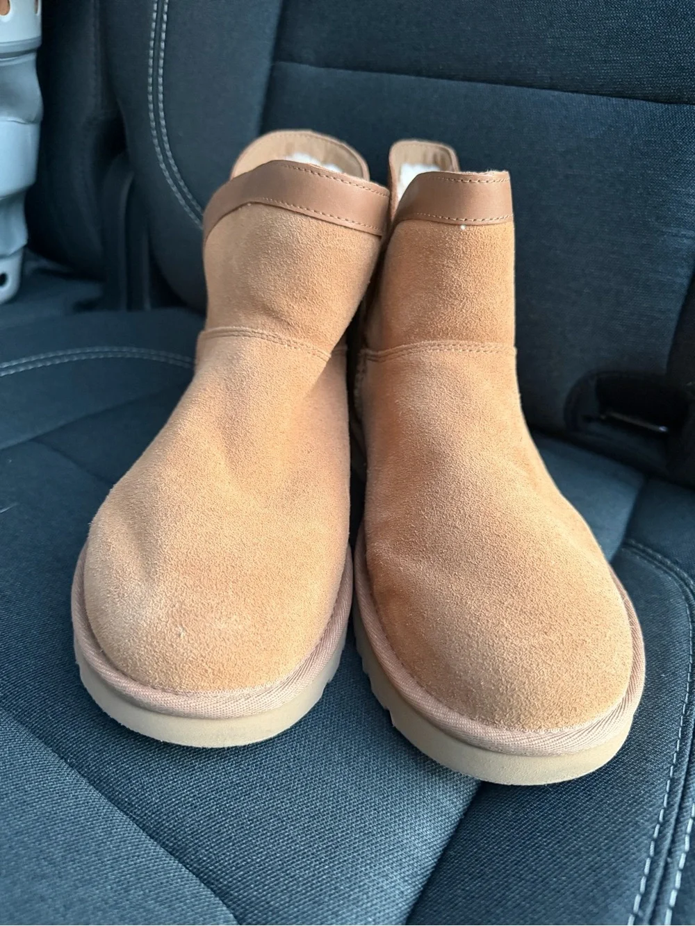 Women’s UGG Classic Mini Lunara
